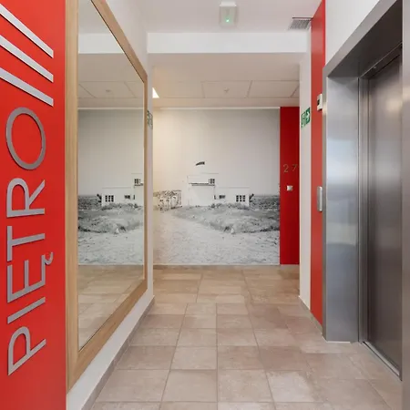 Stylish Seaside With Terrace & Parking In By Renters Apartment Jastrzebia Gora