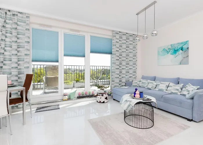 公寓 Stylish Seaside With Terrace & Parking In By Renters