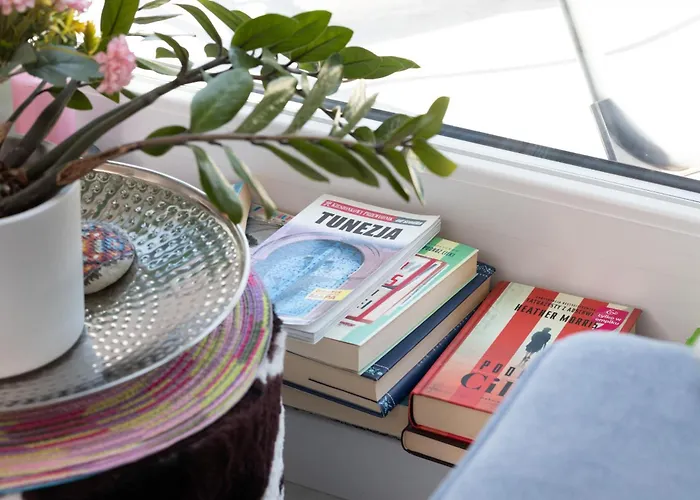 Stylish Seaside With Terrace & Parking In By Renters 公寓 *