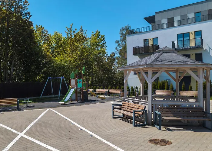 Stylish Seaside With Terrace & Parking In By Renters 公寓 *